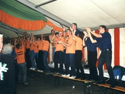 som02
